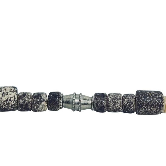 Surfer Puka Shell And Stone Beaded Necklace (5715) - Picture 5 of 6